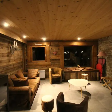 3 Biches Chalet *